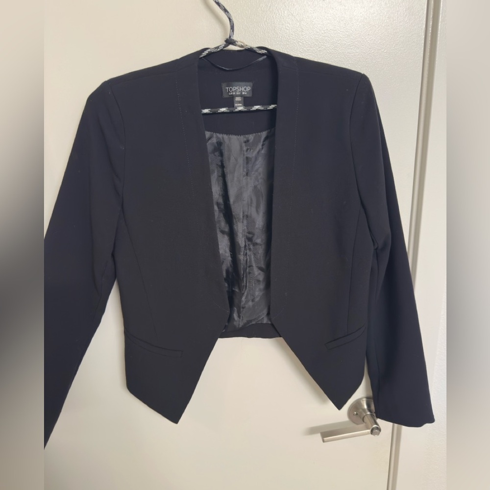 Top Shop Cropped Black Blazer